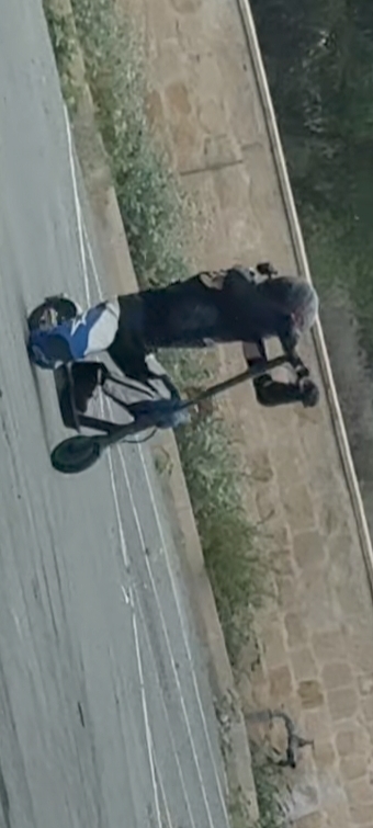 Knee down