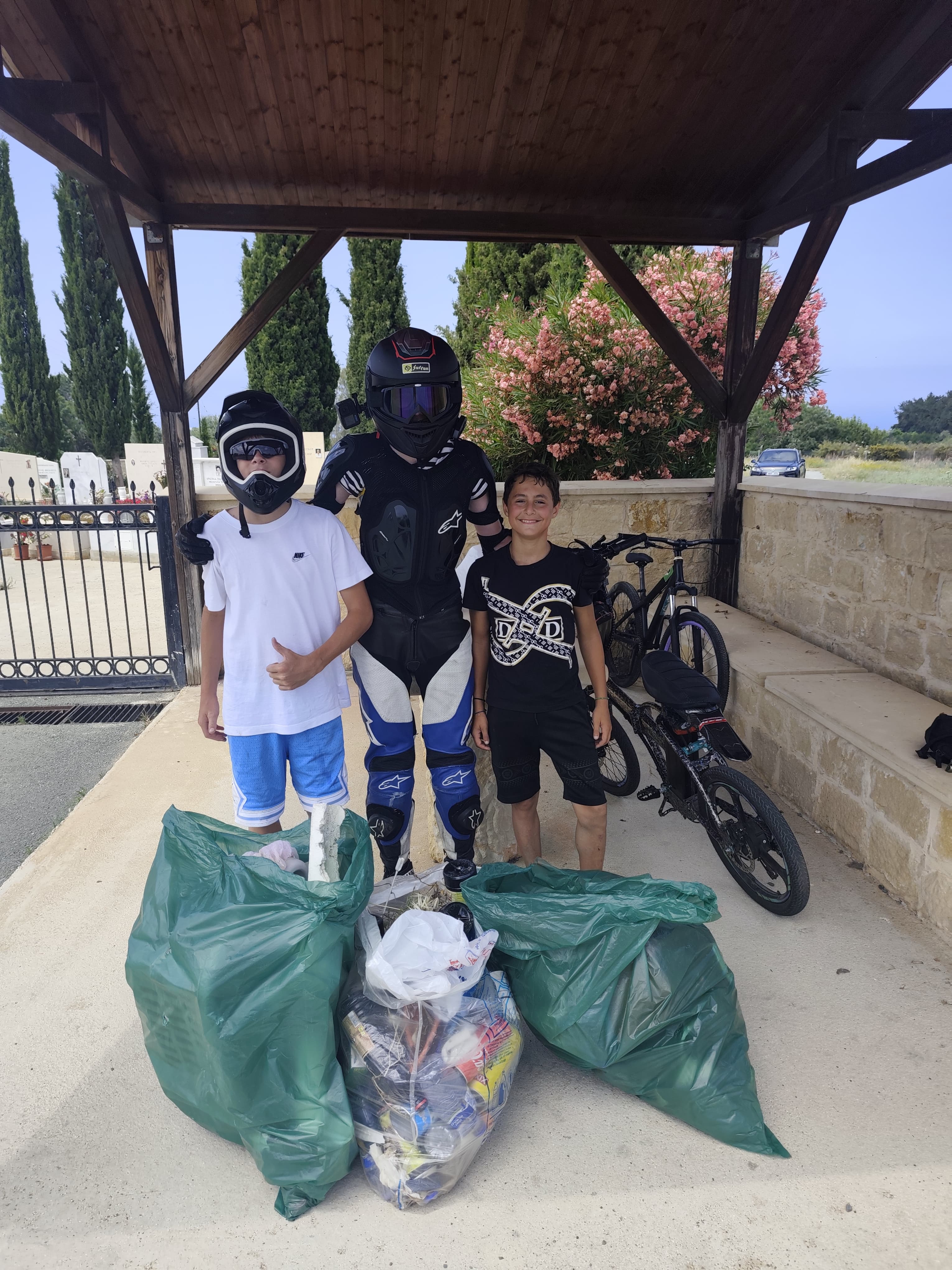 Riding spot and rubbish collected during the cleanup
